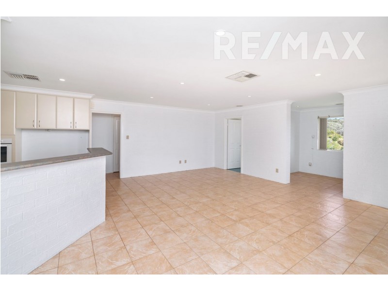 20 Yanko Crescent, Bourkelands NSW 2650