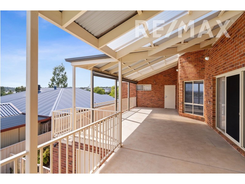 20 Yanko Crescent, Bourkelands NSW 2650