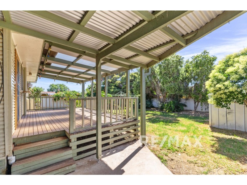 17 Tarakan Avenue, Ashmont NSW 2650