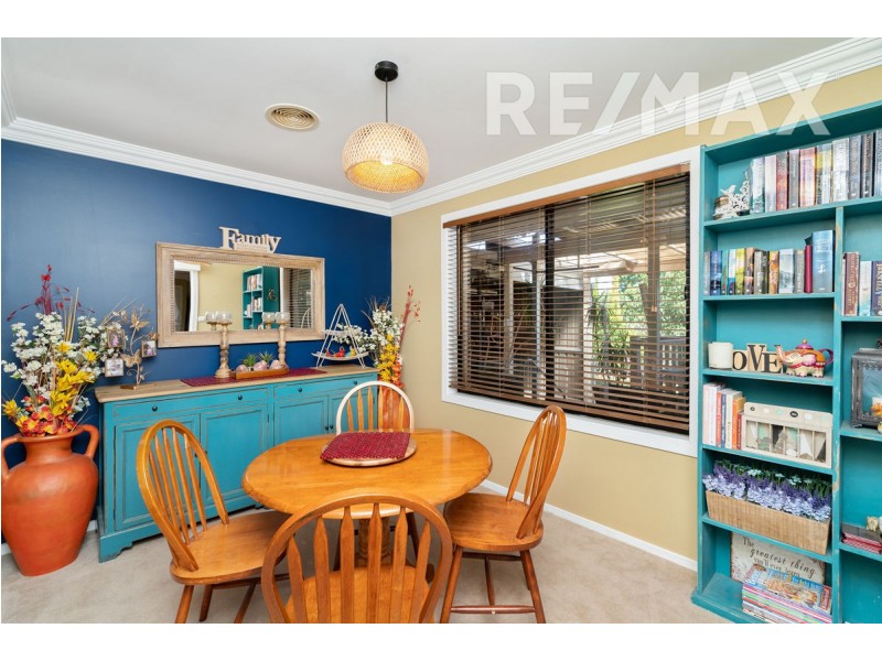 4 Lincoln Avenue, Tolland NSW 2650