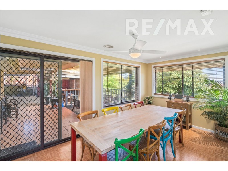 4 Lincoln Avenue, Tolland NSW 2650