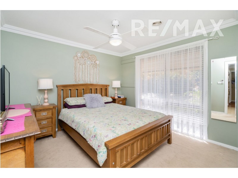 4 Lincoln Avenue, Tolland NSW 2650