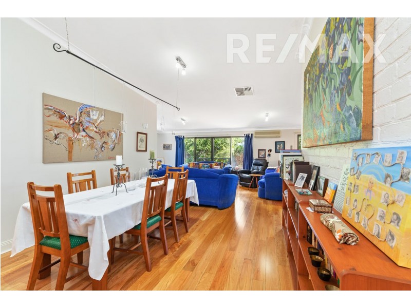 64 The Esplanade, Wagga Wagga NSW 2650