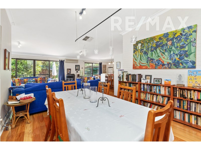 64 The Esplanade, Wagga Wagga NSW 2650