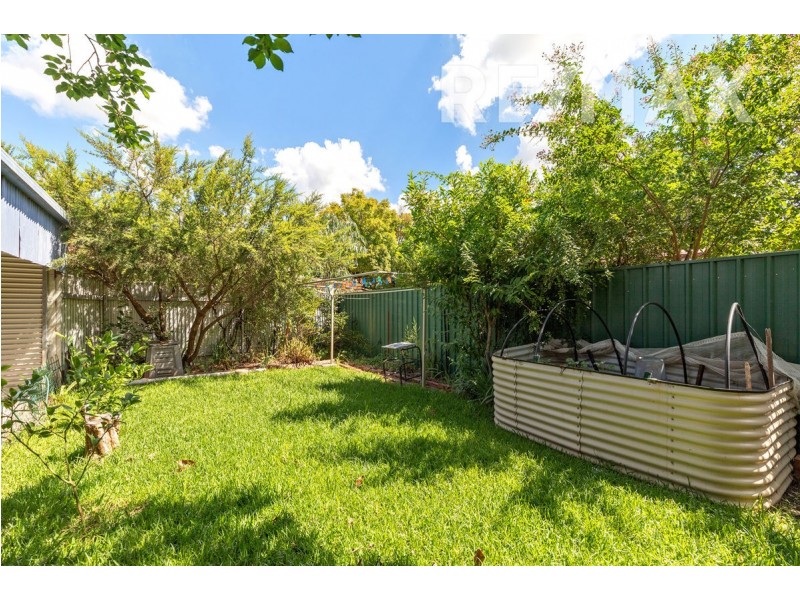 64 The Esplanade, Wagga Wagga NSW 2650