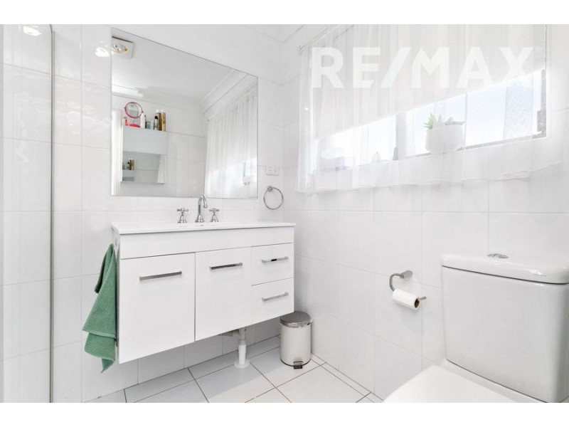 1/21 Elanora Place, Glenfield Park NSW 2650