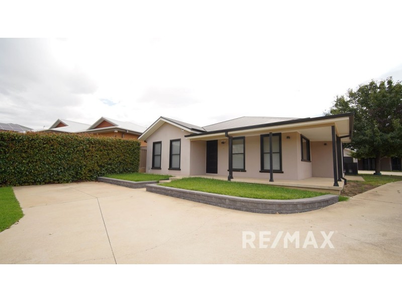 1/7 Bedervale Street, Bourkelands NSW 2650