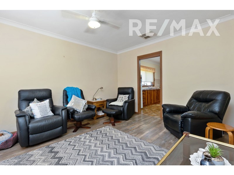 7 Overdale Drive, Bourkelands NSW 2650