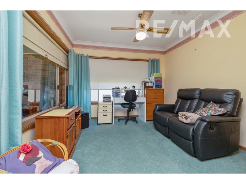 7 Overdale Drive, Bourkelands NSW 2650