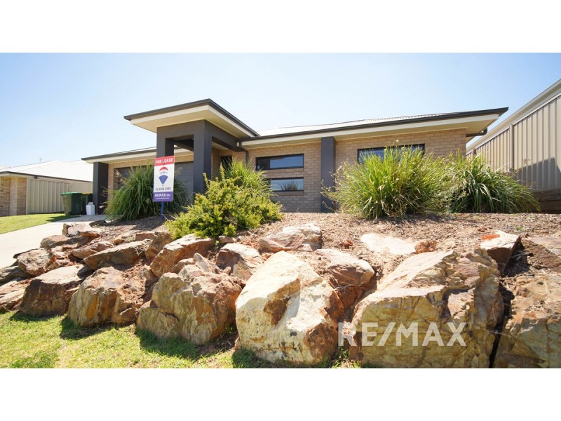 91 Barmedman Avenue, Gobbagombalin NSW 2650