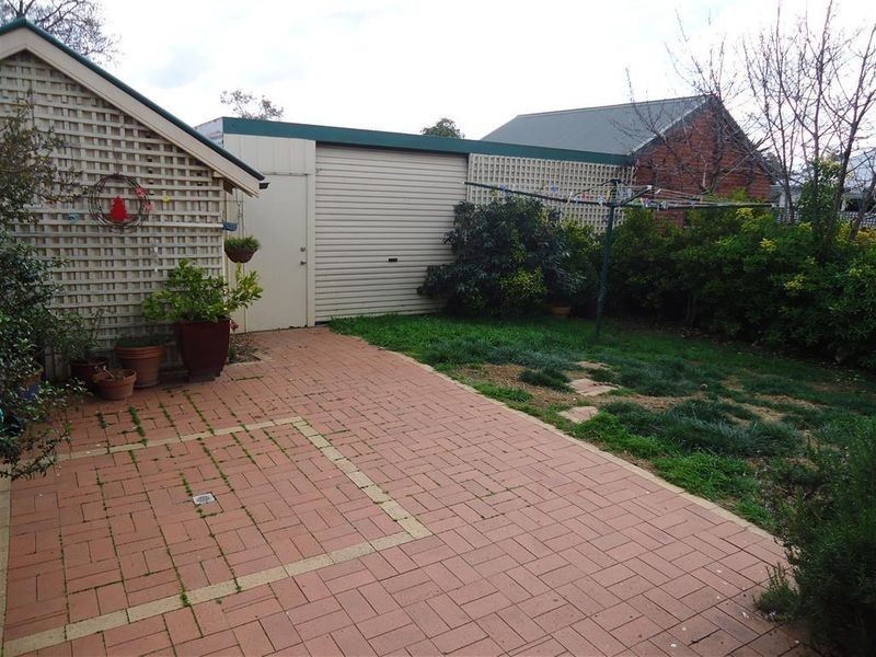 70 Thorne Street, Wagga Wagga NSW 2650