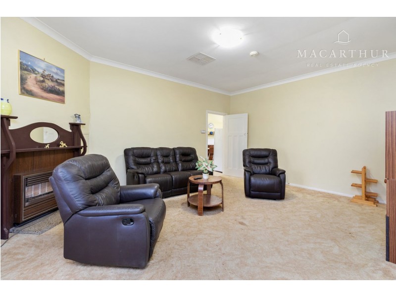 79 Ferrier Street, Lockhart NSW 2656