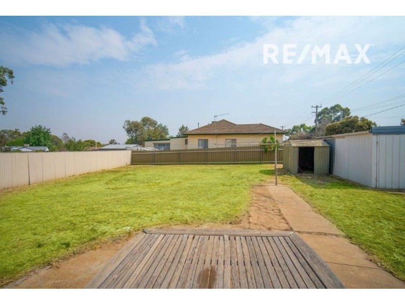 44 Tobruk Street, Ashmont NSW 2650