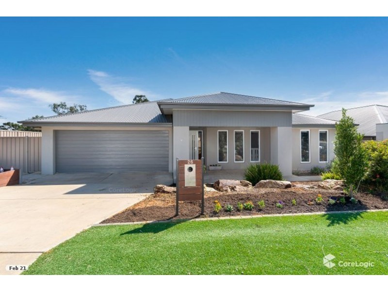 26 Barton Avenue, Lloyd NSW 2650