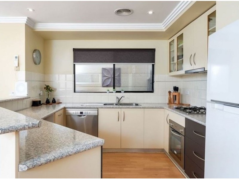 16 Galing Place, Wagga Wagga NSW 2650