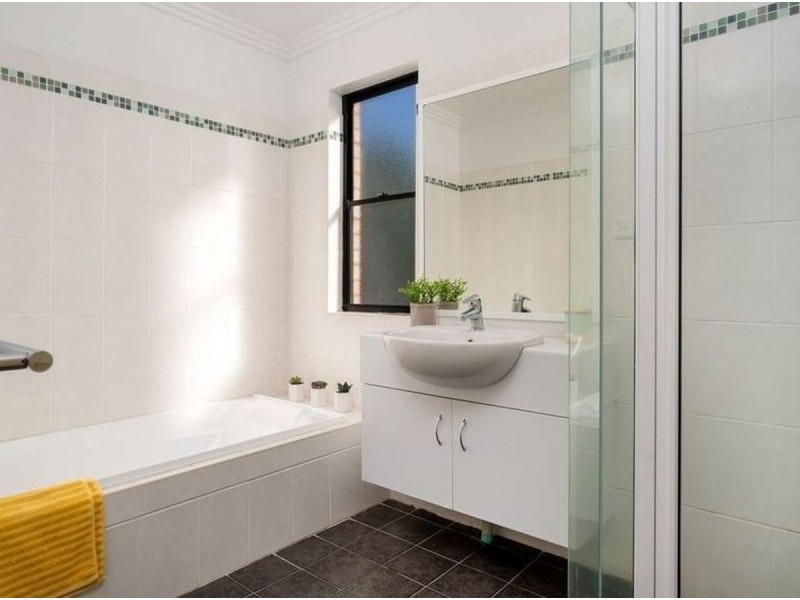 16 Galing Place, Wagga Wagga NSW 2650