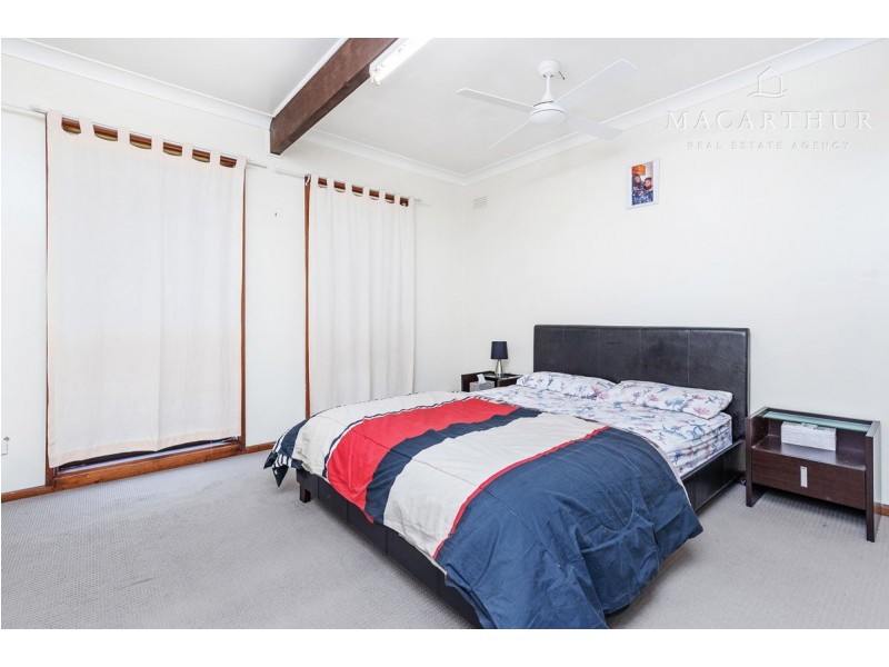 1/12 Marloo Crescent, Kooringal NSW 2650