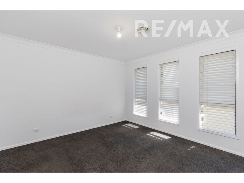 27 Alma Crescent, Wagga Wagga NSW 2650