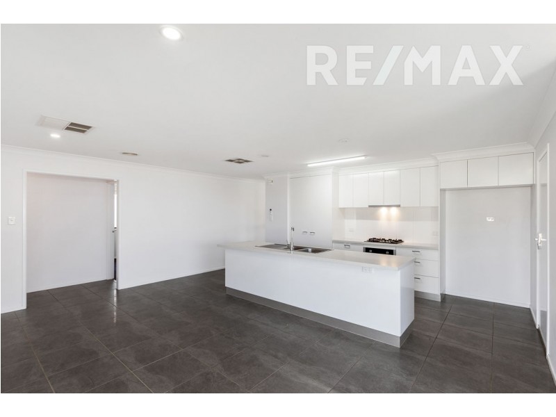 27 Alma Crescent, Wagga Wagga NSW 2650