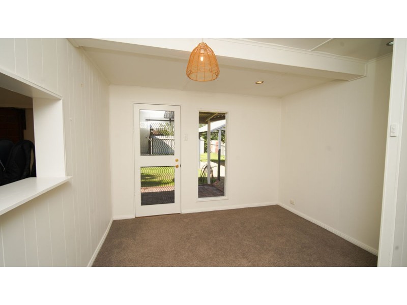 10 Travers Street, Wagga Wagga NSW 2650