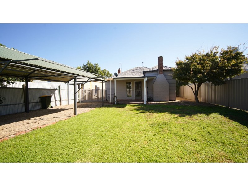 10 Travers Street, Wagga Wagga NSW 2650