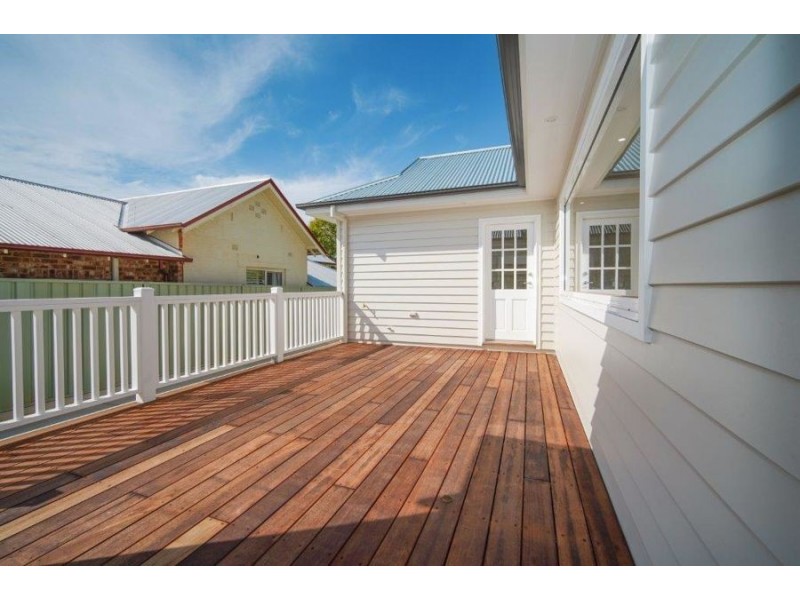 1/56 Collins Street, Turvey Park NSW 2650