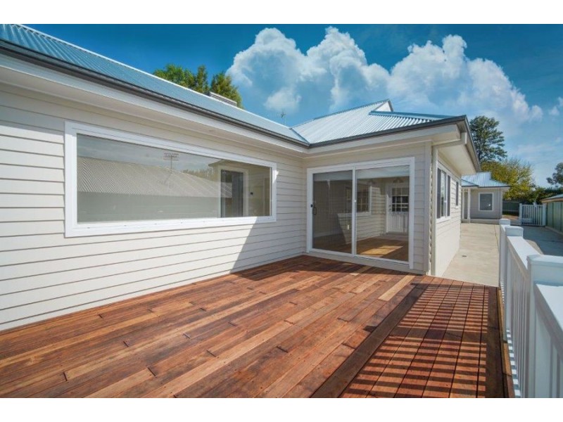 1/56 Collins Street, Turvey Park NSW 2650
