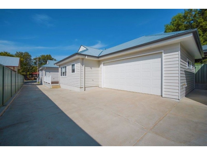 1/56 Collins Street, Turvey Park NSW 2650