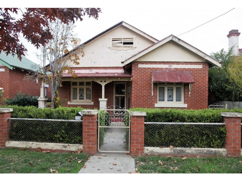 14 Jackson Street, Wagga Wagga NSW 2650