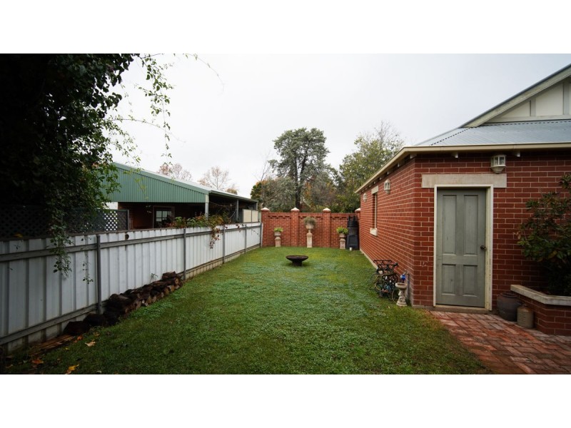 14 Jackson Street, Wagga Wagga NSW 2650