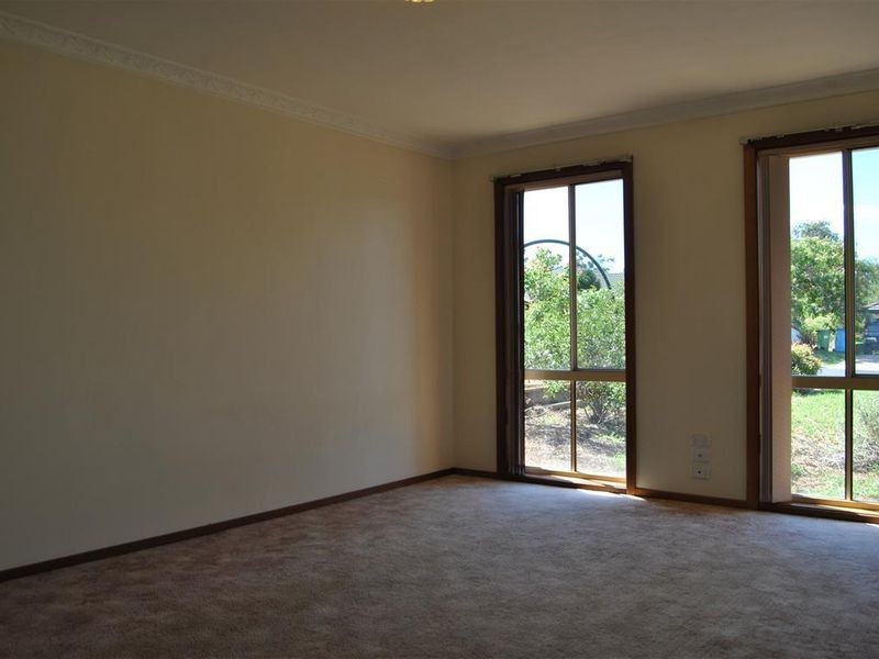 15 Canola Place, Estella NSW 2650