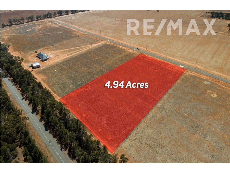 37 Davies Drive, Coolamon NSW 2701