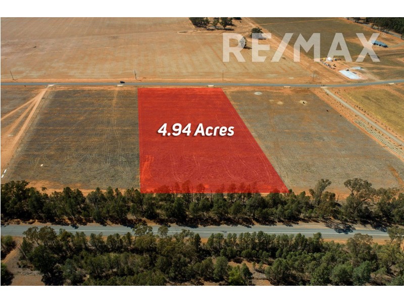 37 Davies Drive, Coolamon NSW 2701