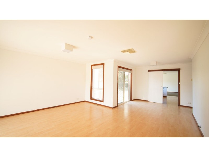 14 Matheson Place, Estella NSW 2650