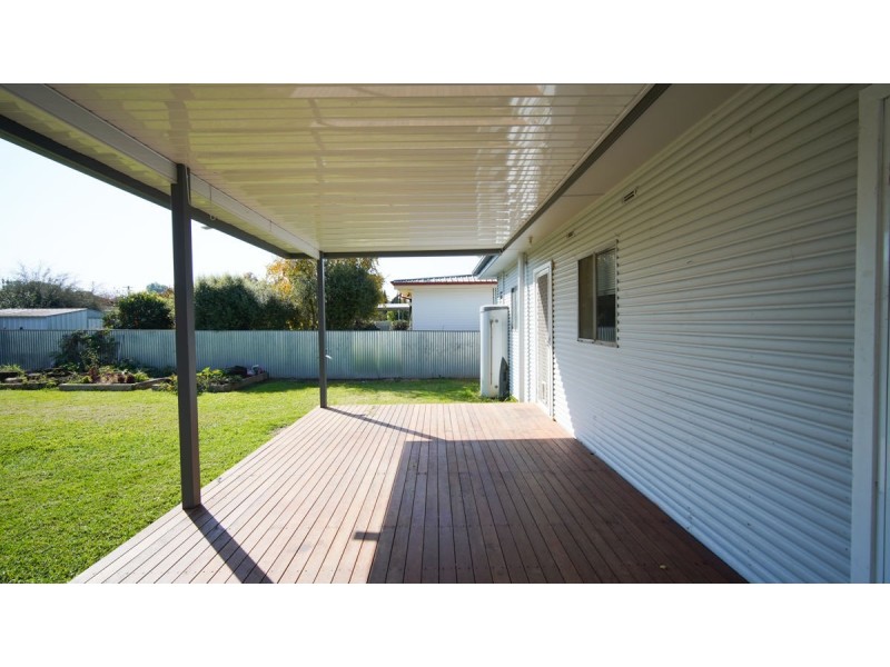 502 Kooringal Road, Lake Albert NSW 2650