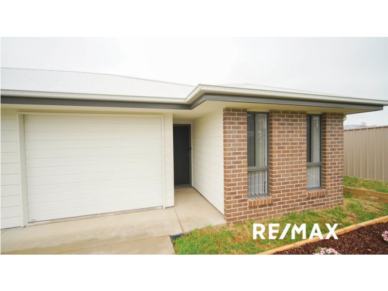 1/8 Gasnier Loop, Boorooma NSW 2650