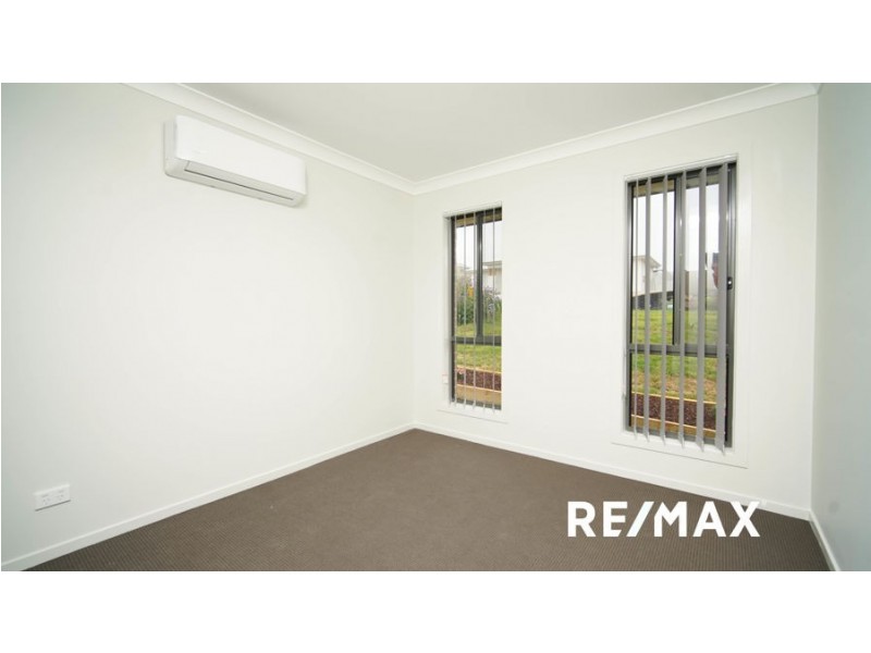1/8 Gasnier Loop, Boorooma NSW 2650