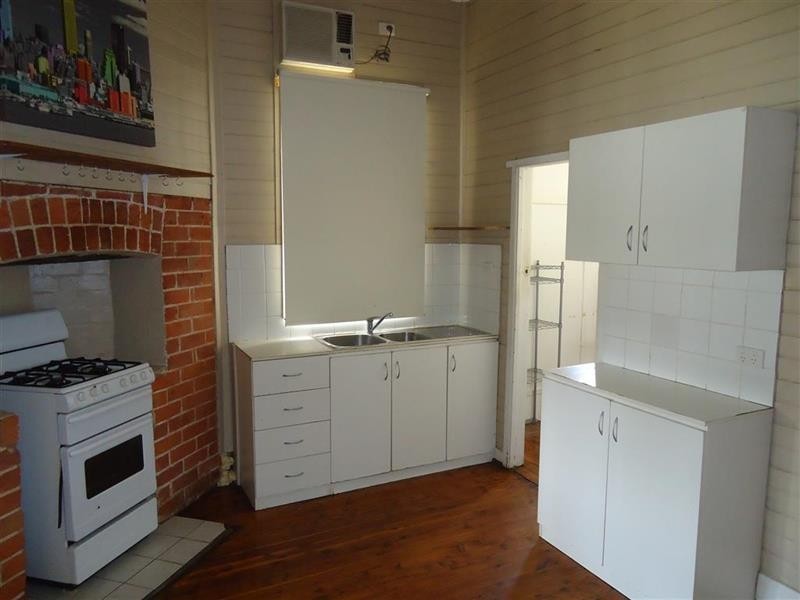 216 Edward Street, Wagga Wagga NSW 2650