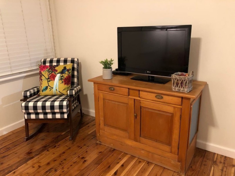 27 Mair Street, Turvey Park NSW 2650