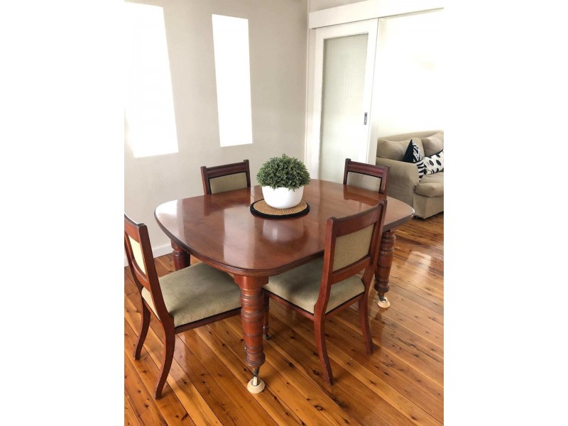 27 Mair Street, Turvey Park NSW 2650