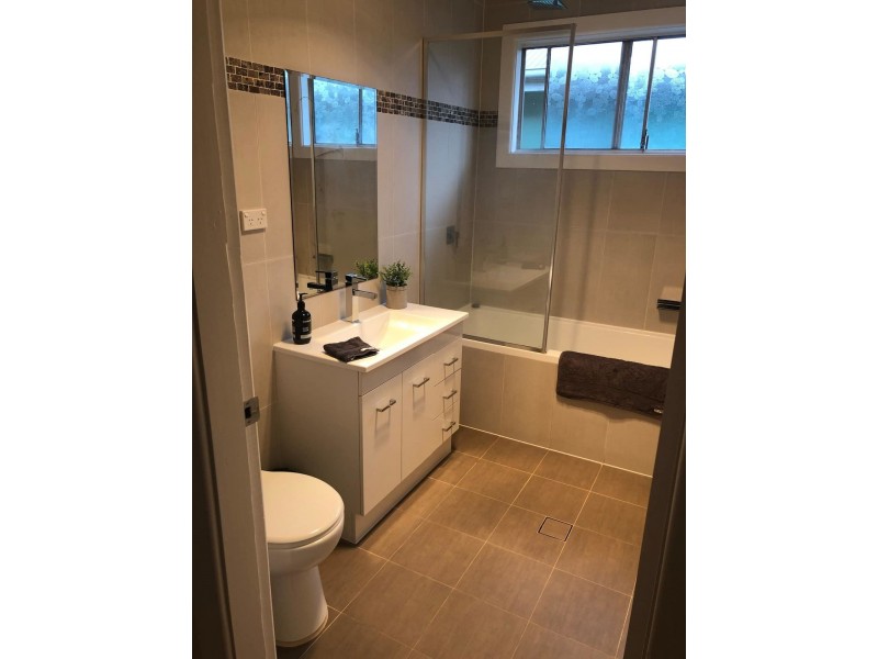 27 Mair Street, Turvey Park NSW 2650