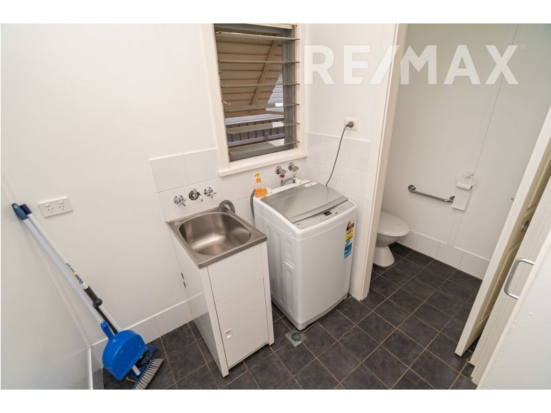 48 Ceduna Street, Mount Austin NSW 2650