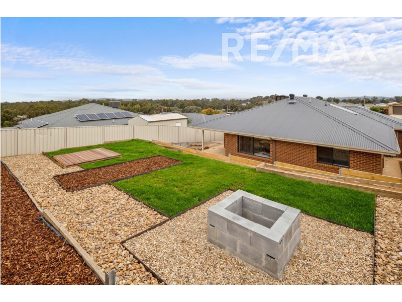 29 Samson Avenue, Estella NSW 2650