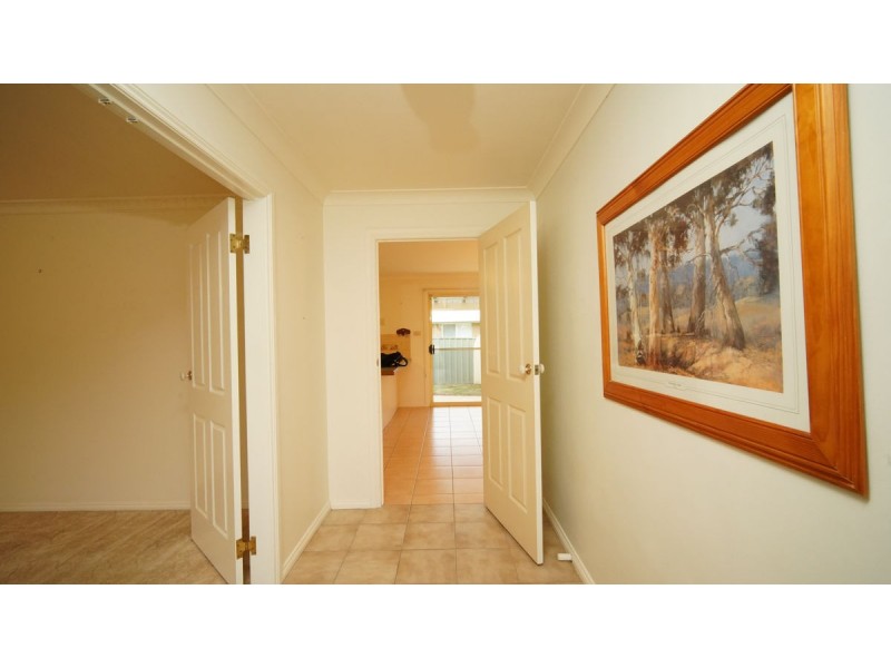 24 Corella Place, Estella NSW 2650