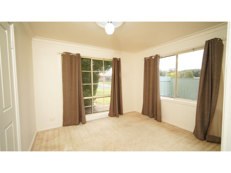 24 Corella Place, Estella NSW 2650