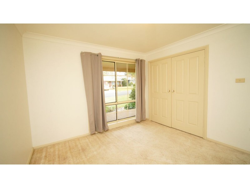 24 Corella Place, Estella NSW 2650