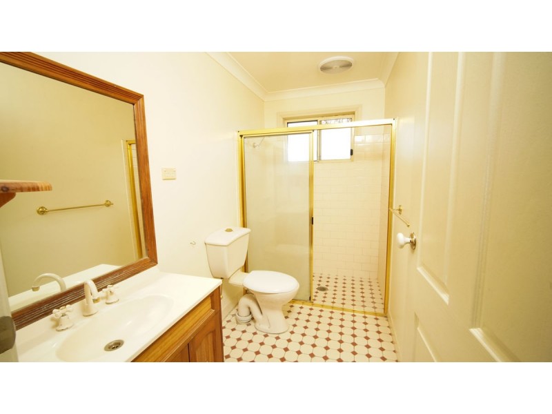 24 Corella Place, Estella NSW 2650