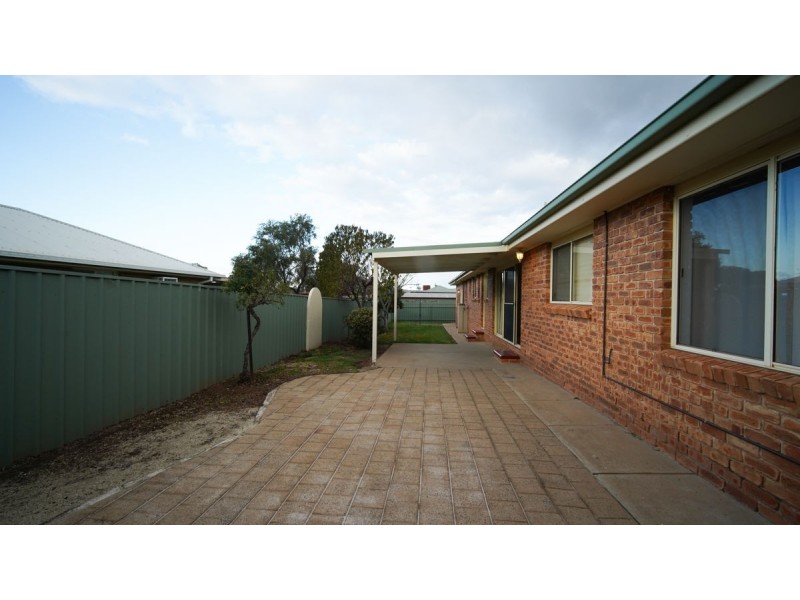 24 Corella Place, Estella NSW 2650