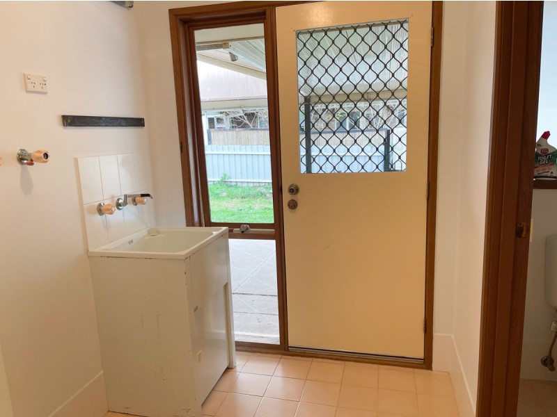 12 Cooba Place, Estella NSW 2650