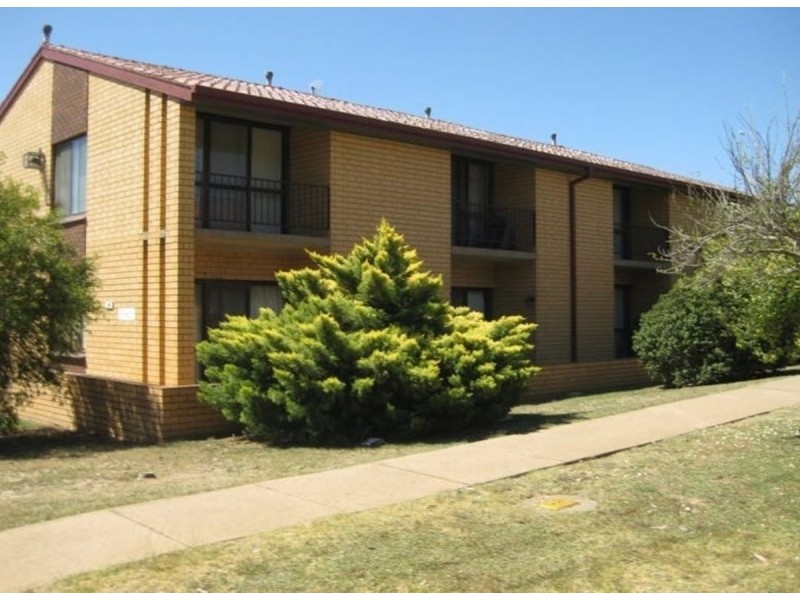 1/19 Nordlingen Drive, Tolland NSW 2650